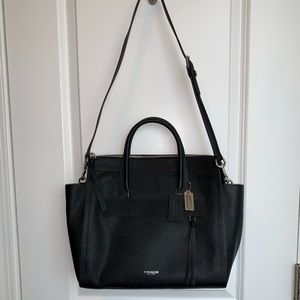 New Coach Leather Tote Bag, Gold accents, Detachable Shoulder Strap included